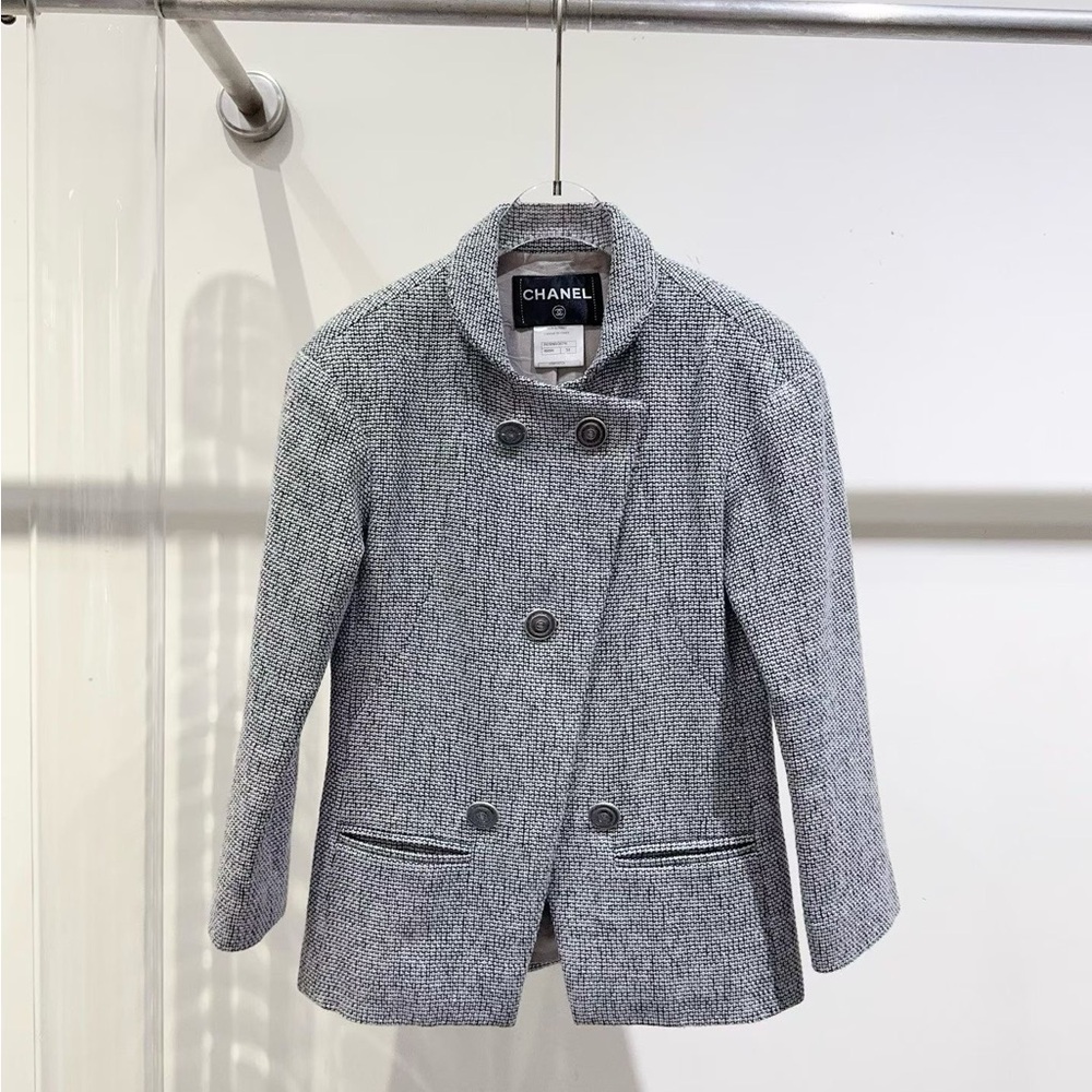 Authentic Chanel Women's Gray Blazer